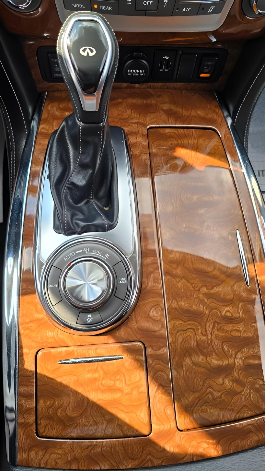 Infiniti QX80 Limited 4WD 2019