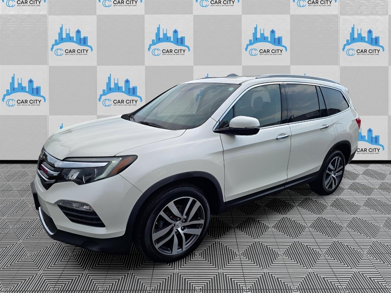 Honda Pilot Touring 4WD 2017