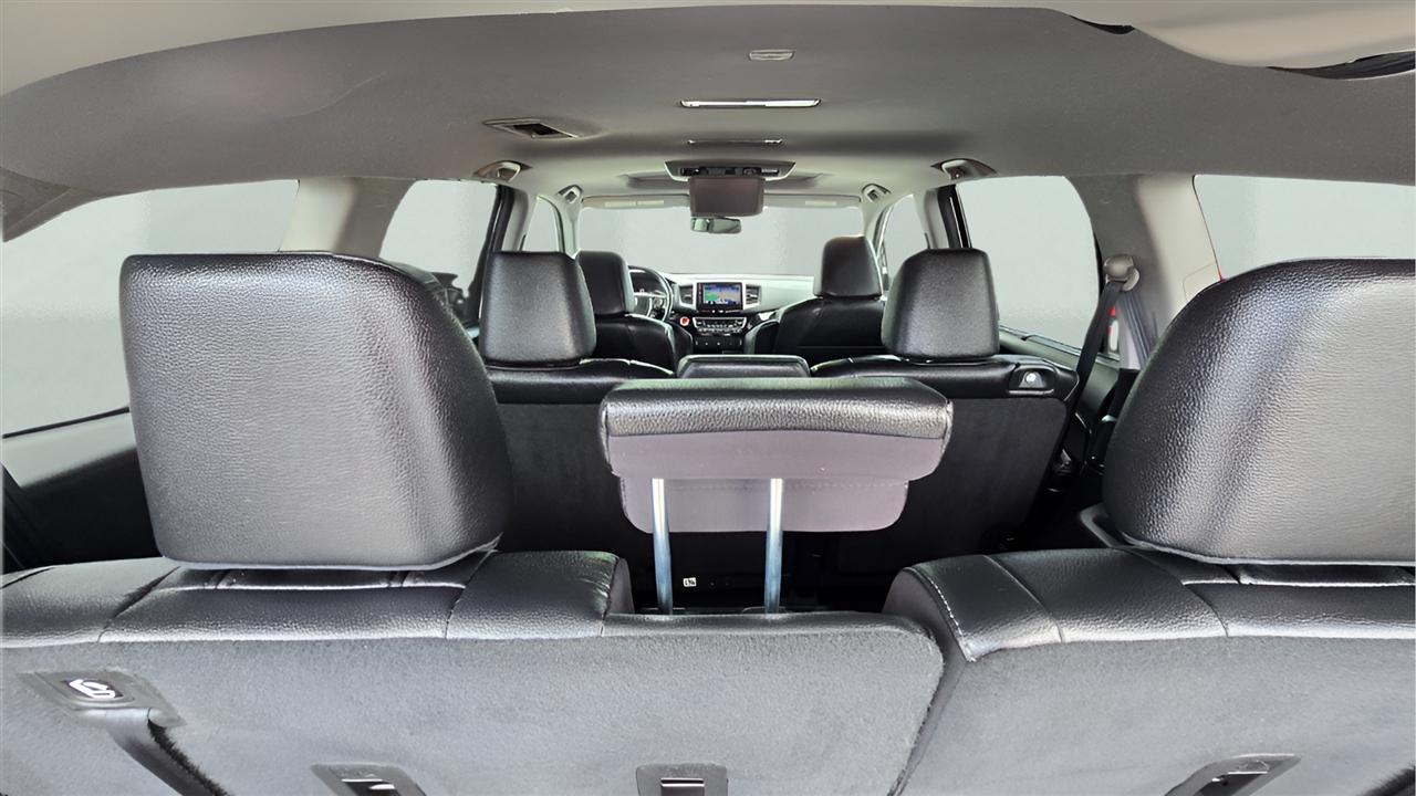 Honda Pilot Touring 4WD 2017