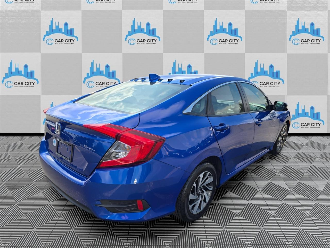 Honda Civic EX Sedan CVT 2017
