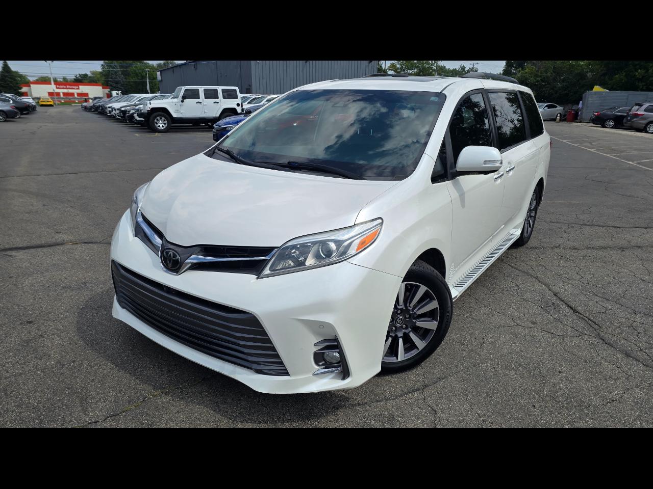 Toyota Sienna Limited Premium 7-Passenger 2019
