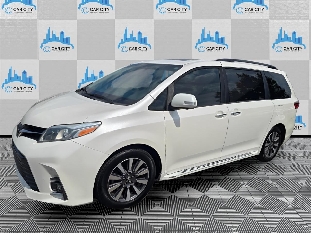 Toyota Sienna Limited Premium 7-Passenger 2019