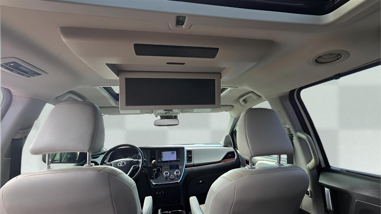 Toyota Sienna Limited Premium 7-Passenger 2019