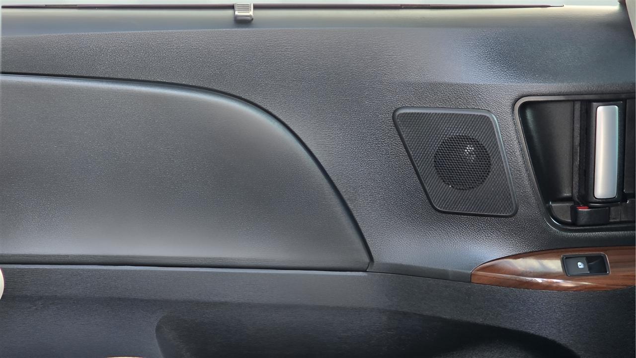 Toyota Sienna Limited Premium 7-Passenger 2019