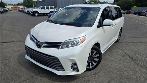 2019 Toyota Sienna Limited Premium 7-Passenger