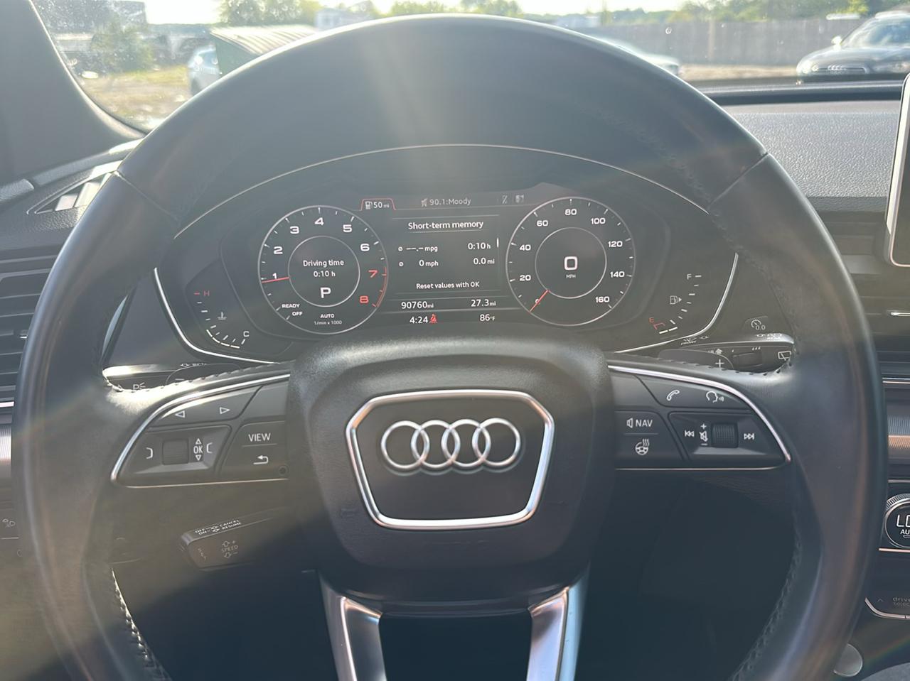 Audi Q5 2.0T Premium Plus quattro 2019