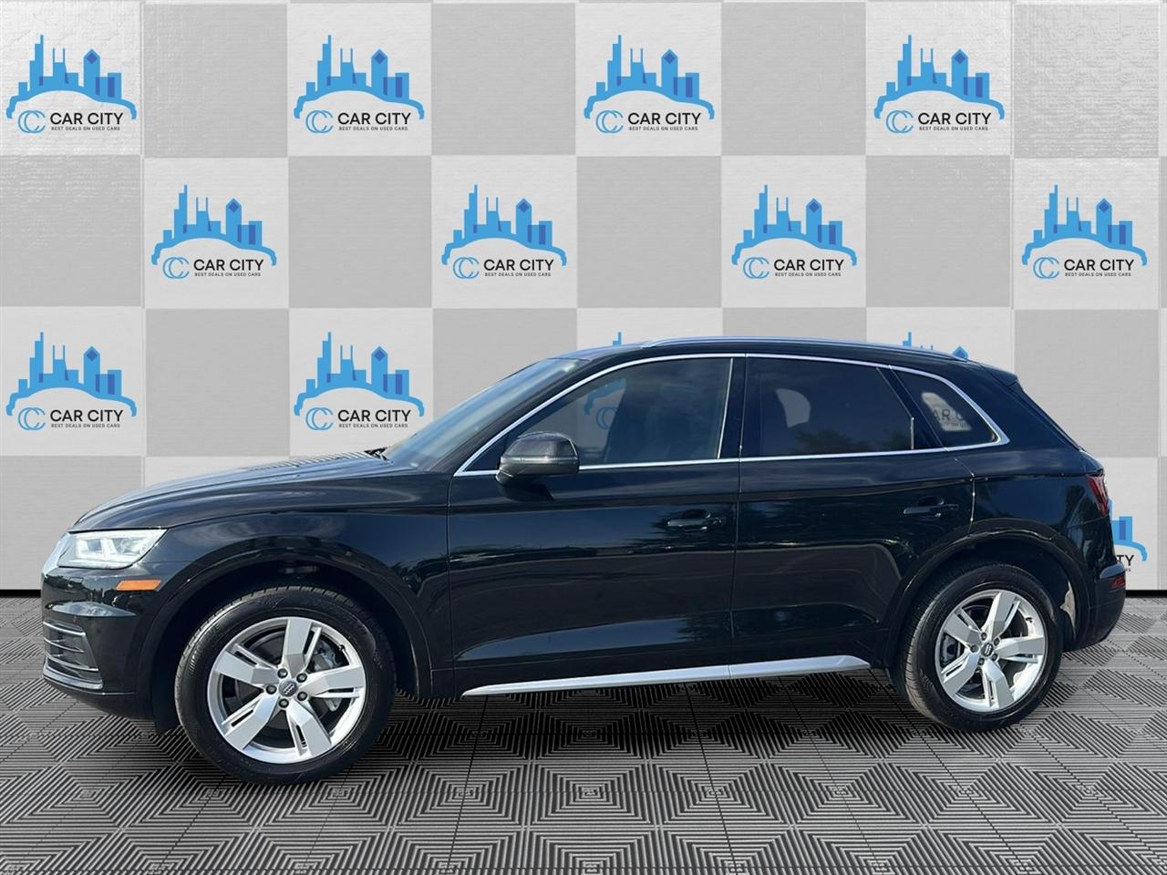 Audi Q5 2.0T Premium Plus quattro 2019