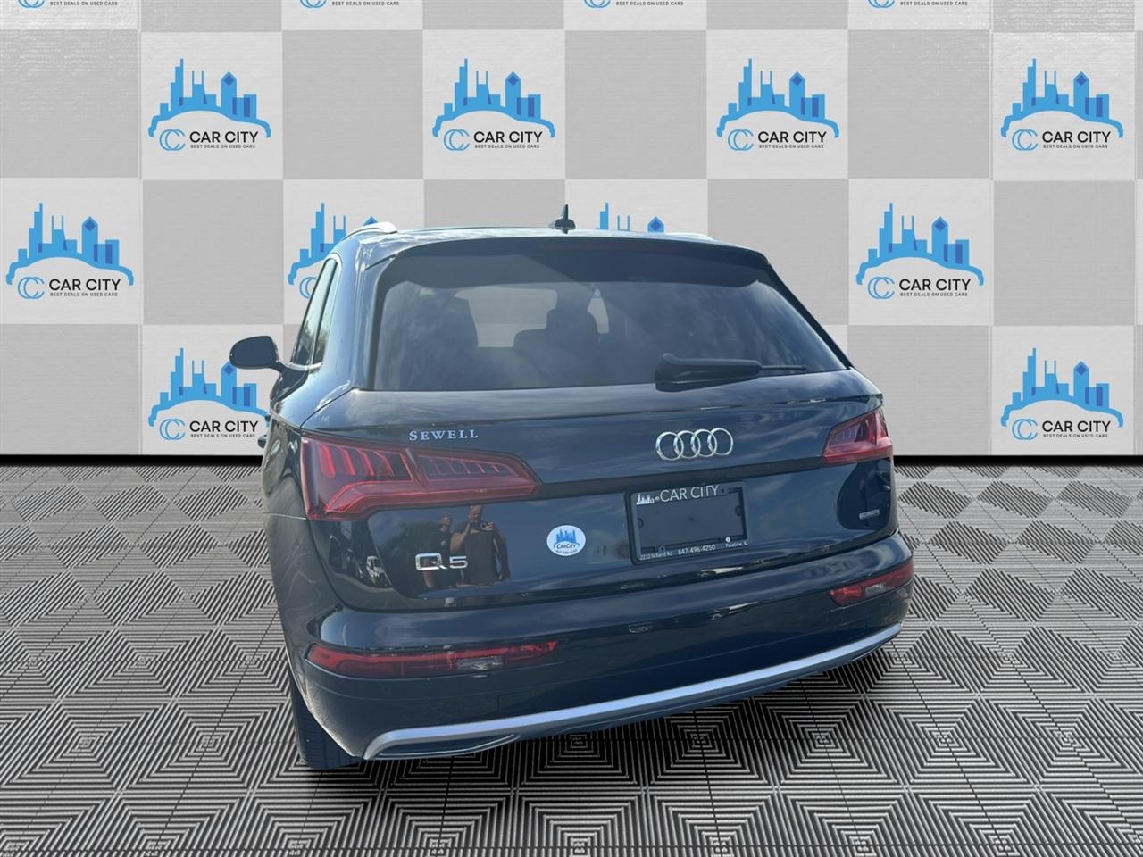 Audi Q5 2.0T Premium Plus quattro 2019