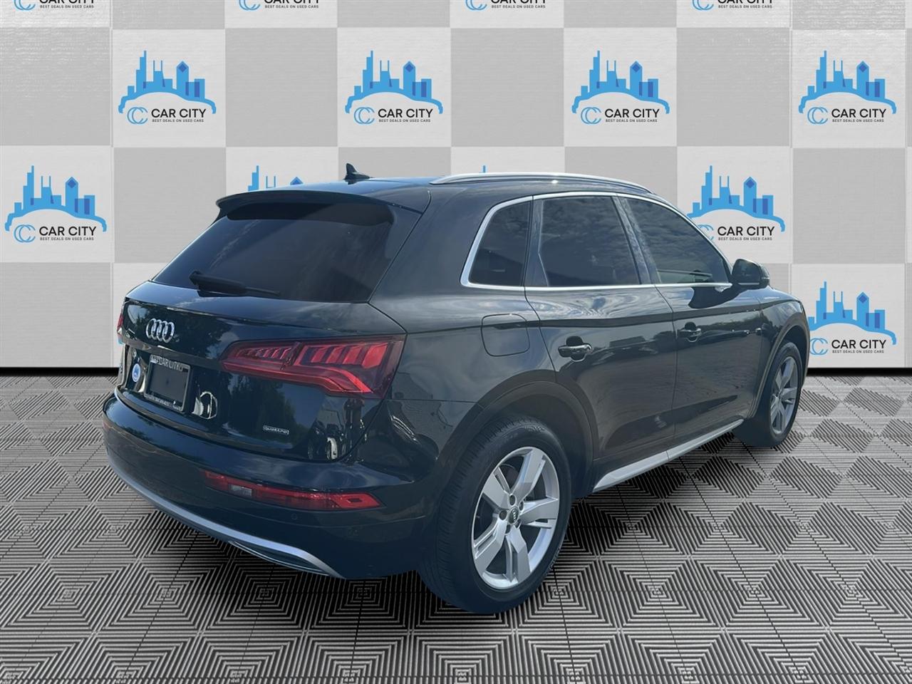 Audi Q5 2.0T Premium Plus quattro 2019