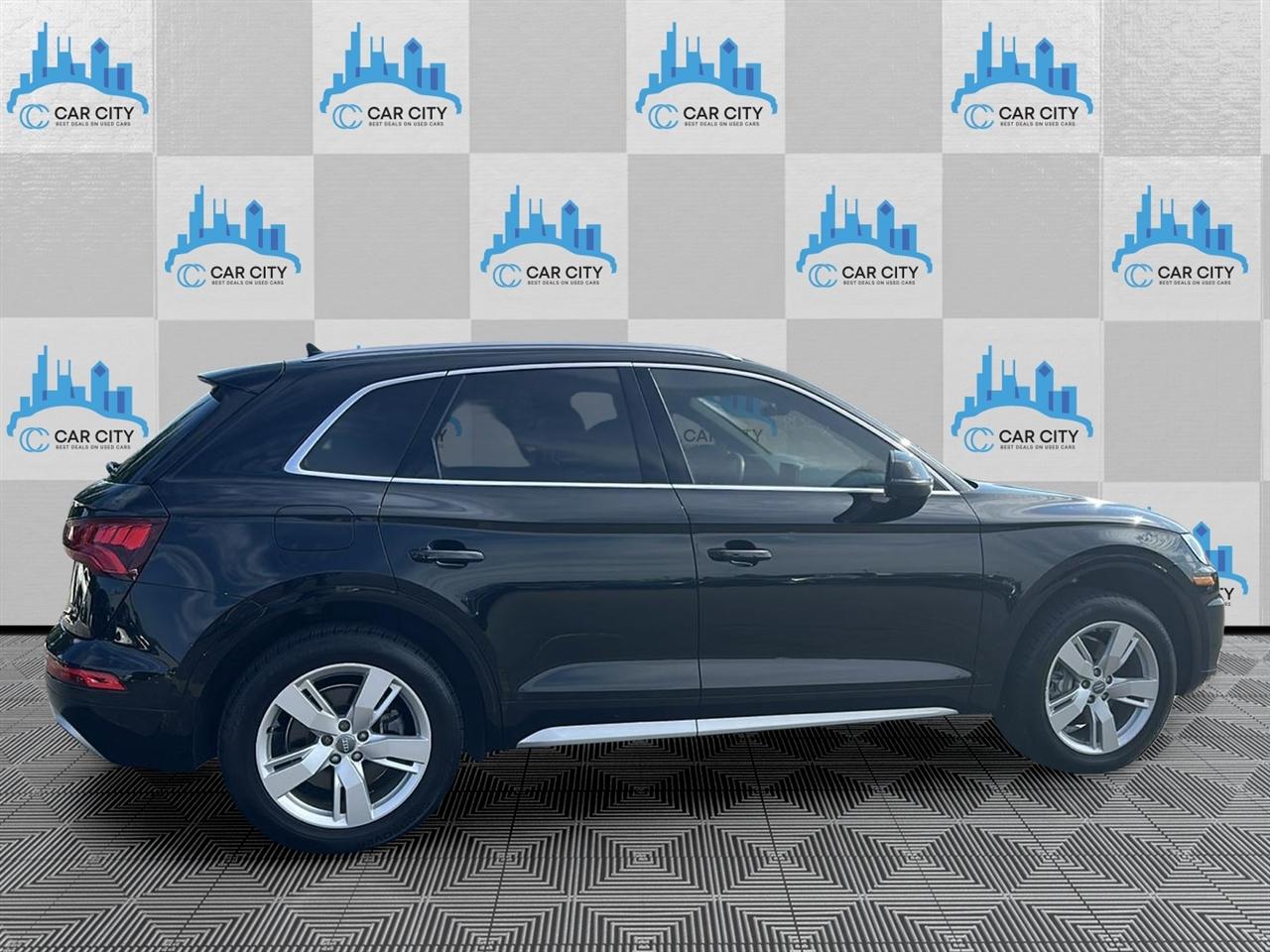 Audi Q5 2.0T Premium Plus quattro 2019
