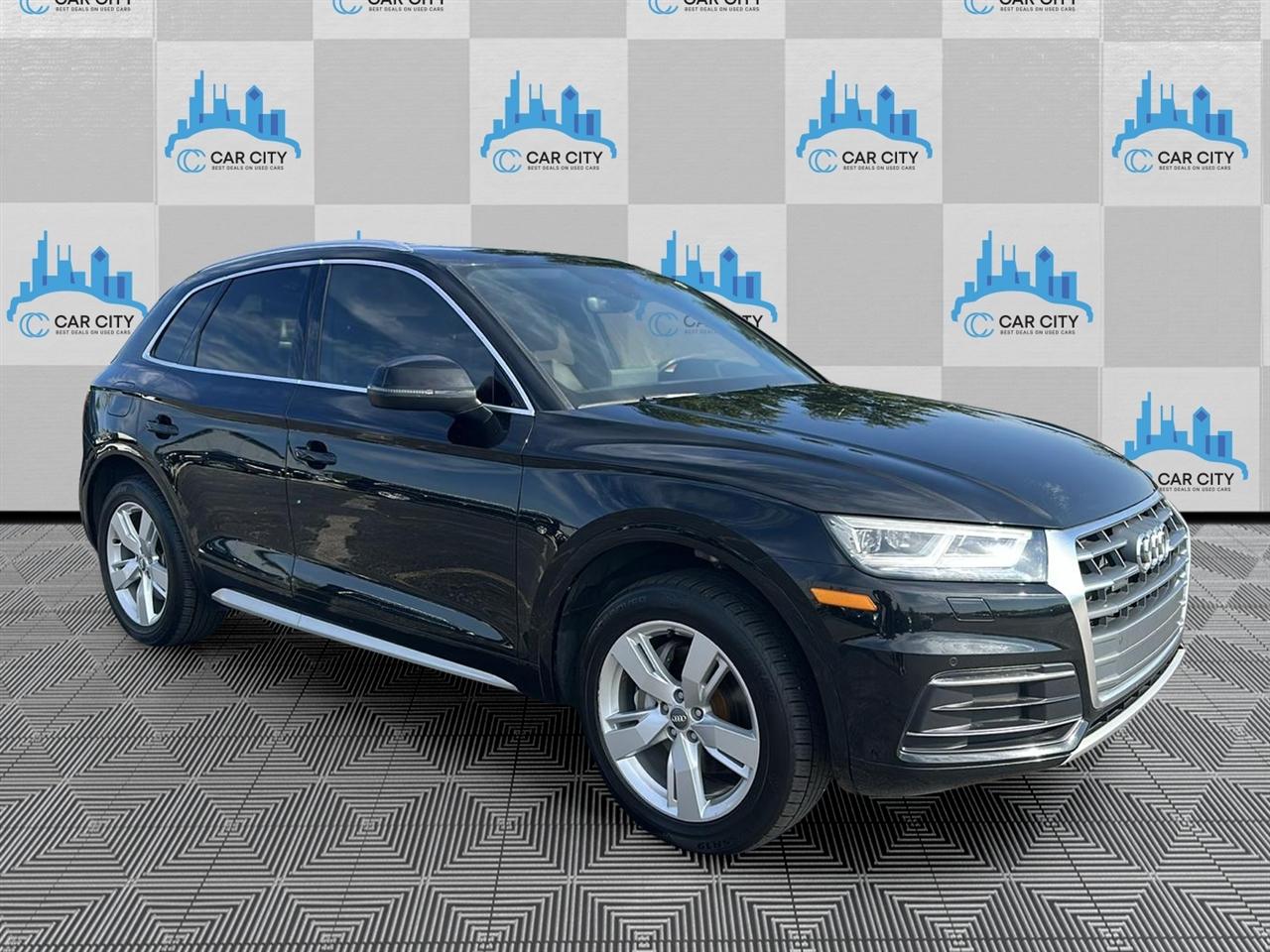 Audi Q5 2.0T Premium Plus quattro 2019