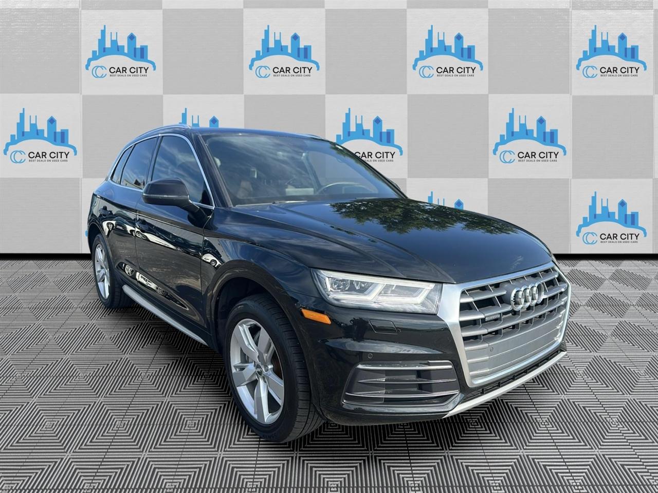 Audi Q5 2.0T Premium Plus quattro 2019