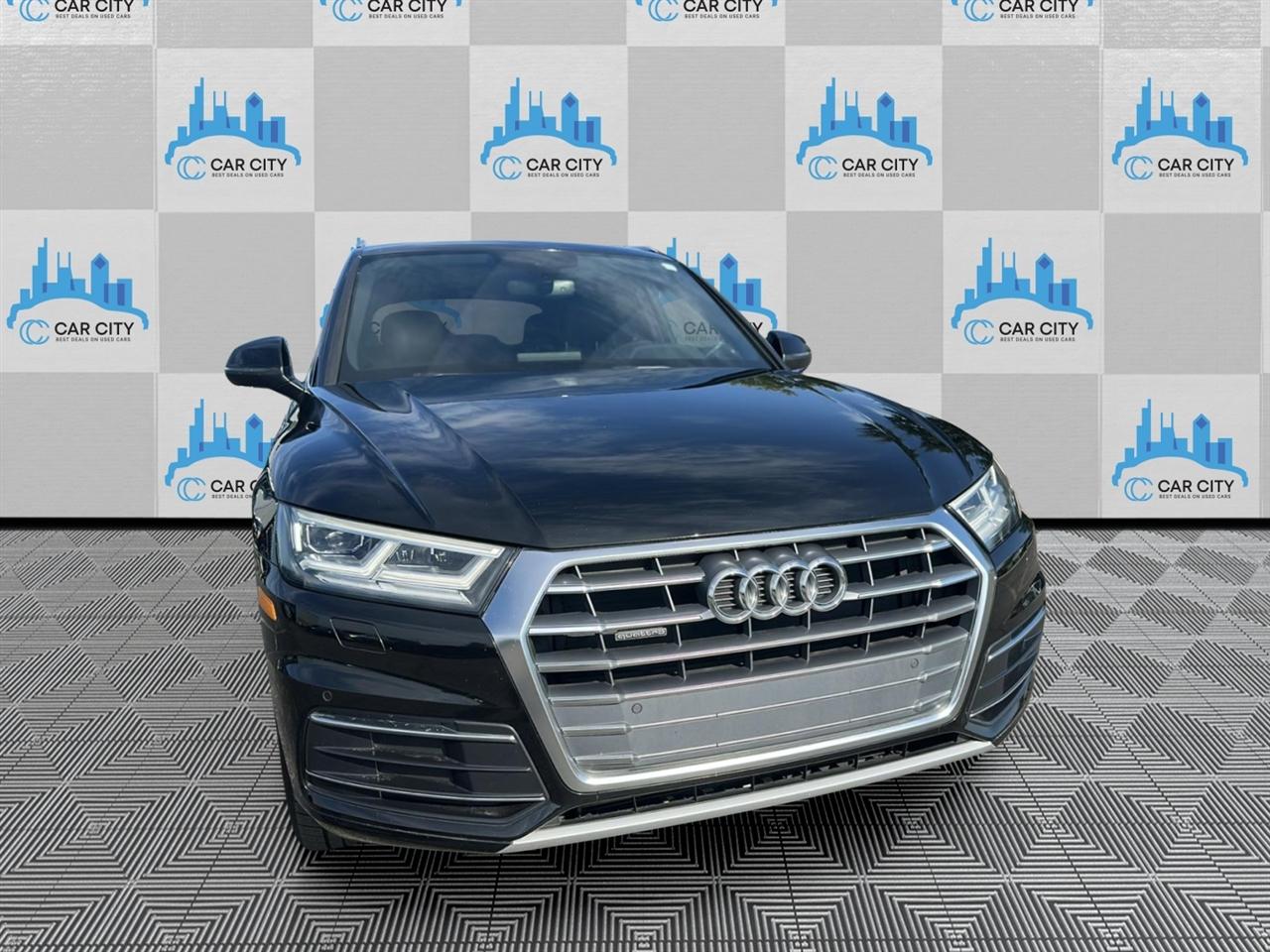 Audi Q5 2.0T Premium Plus quattro 2019