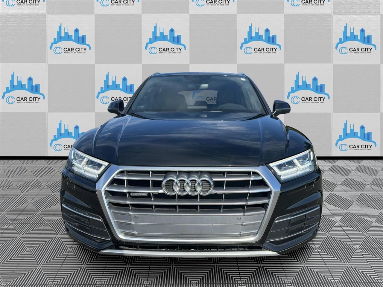 Audi Q5 2.0T Premium Plus quattro 2019