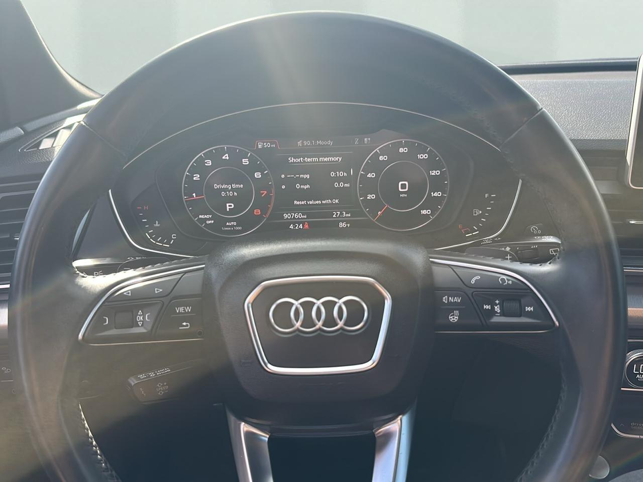 Audi Q5 2.0T Premium Plus quattro 2019