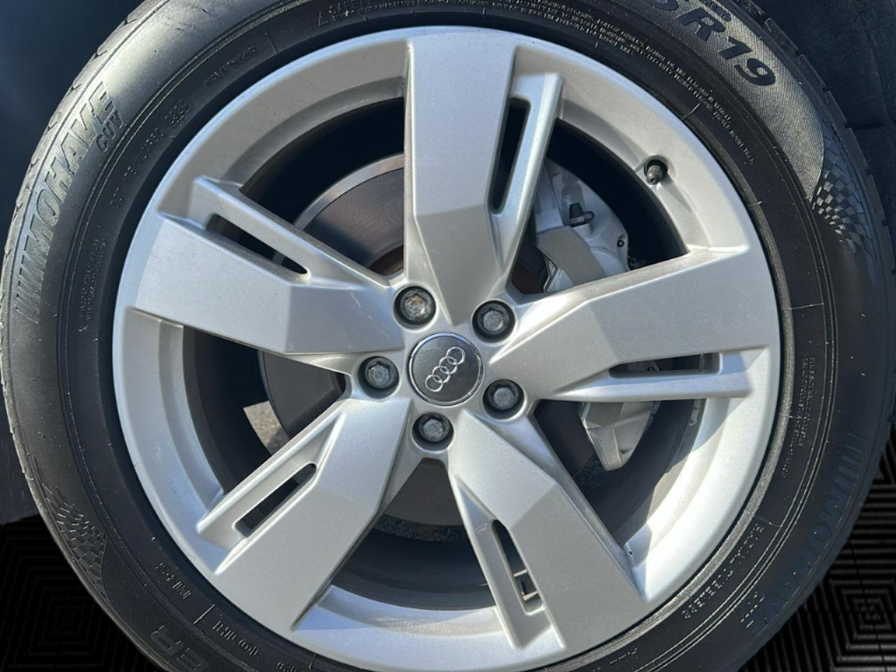 Audi Q5 2.0T Premium Plus quattro 2019