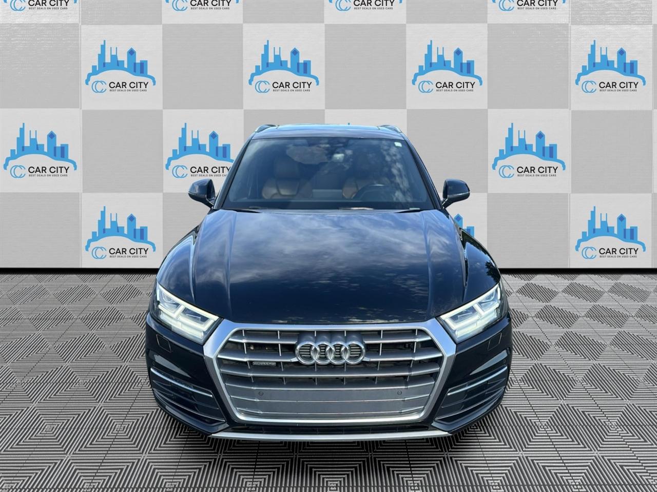 Audi Q5 2.0T Premium Plus quattro 2019