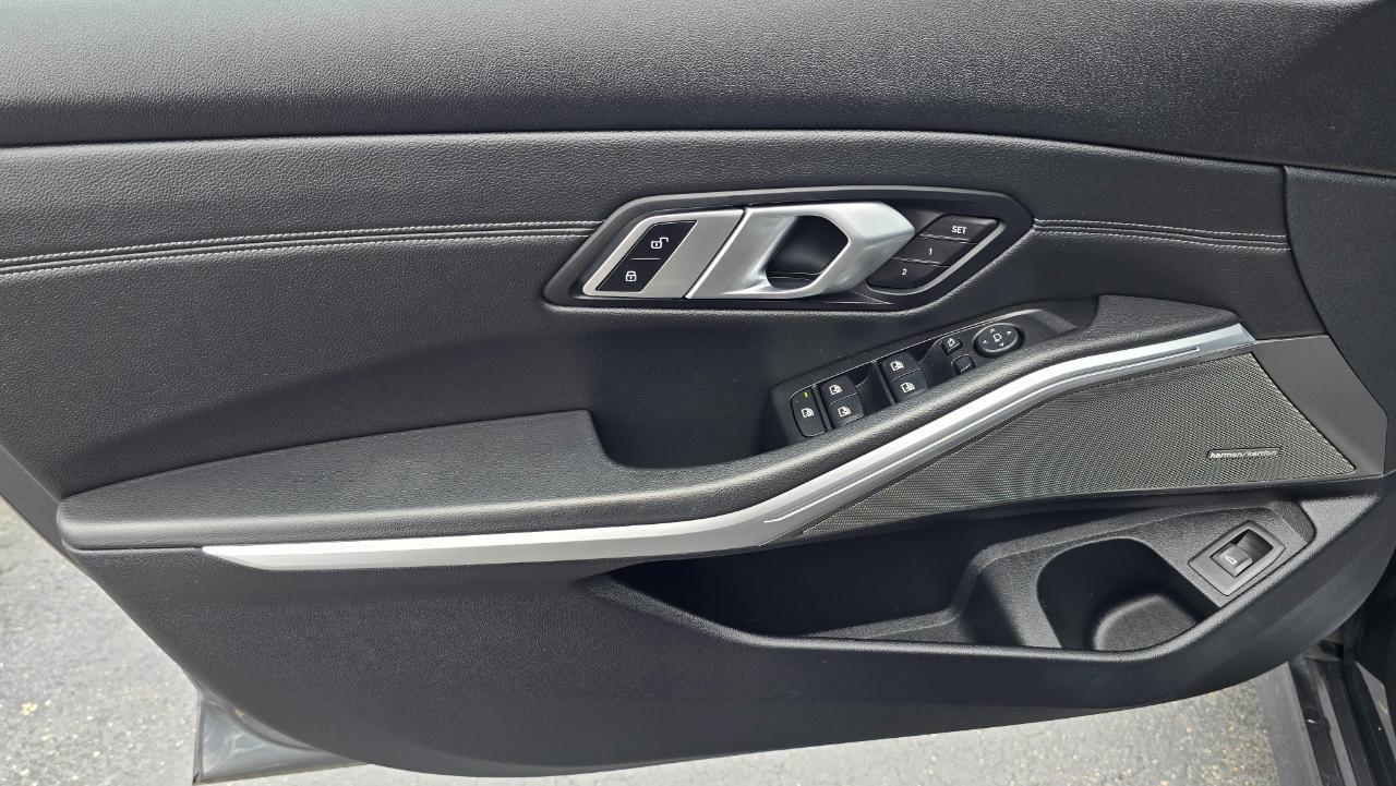 BMW 3-Series 330i xDrive 2019