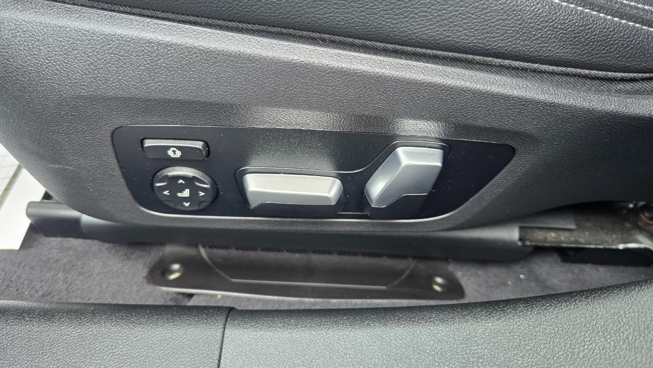 BMW 3-Series 330i xDrive 2019