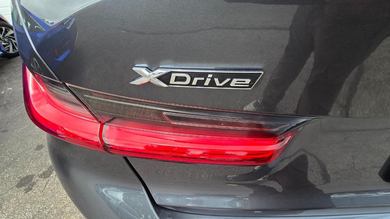 BMW 3-Series 330i xDrive 2019