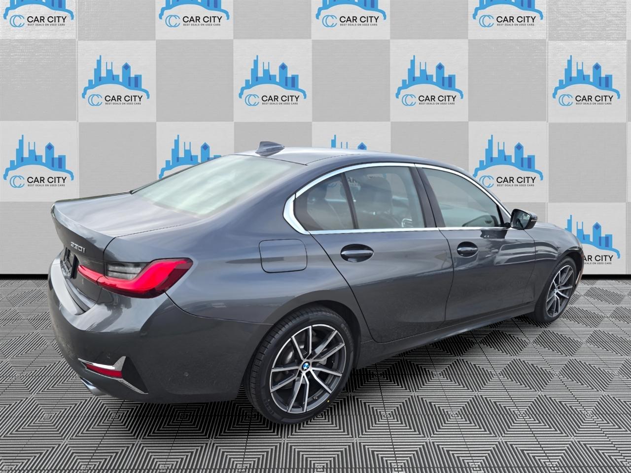 BMW 3-Series 330i xDrive 2019