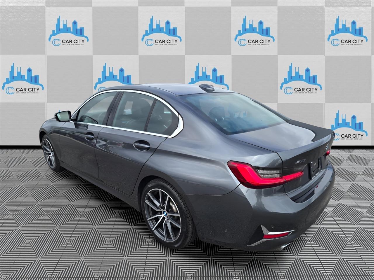 BMW 3-Series 330i xDrive 2019