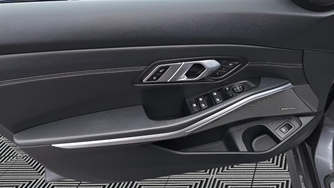 BMW 3-Series 330i xDrive 2019