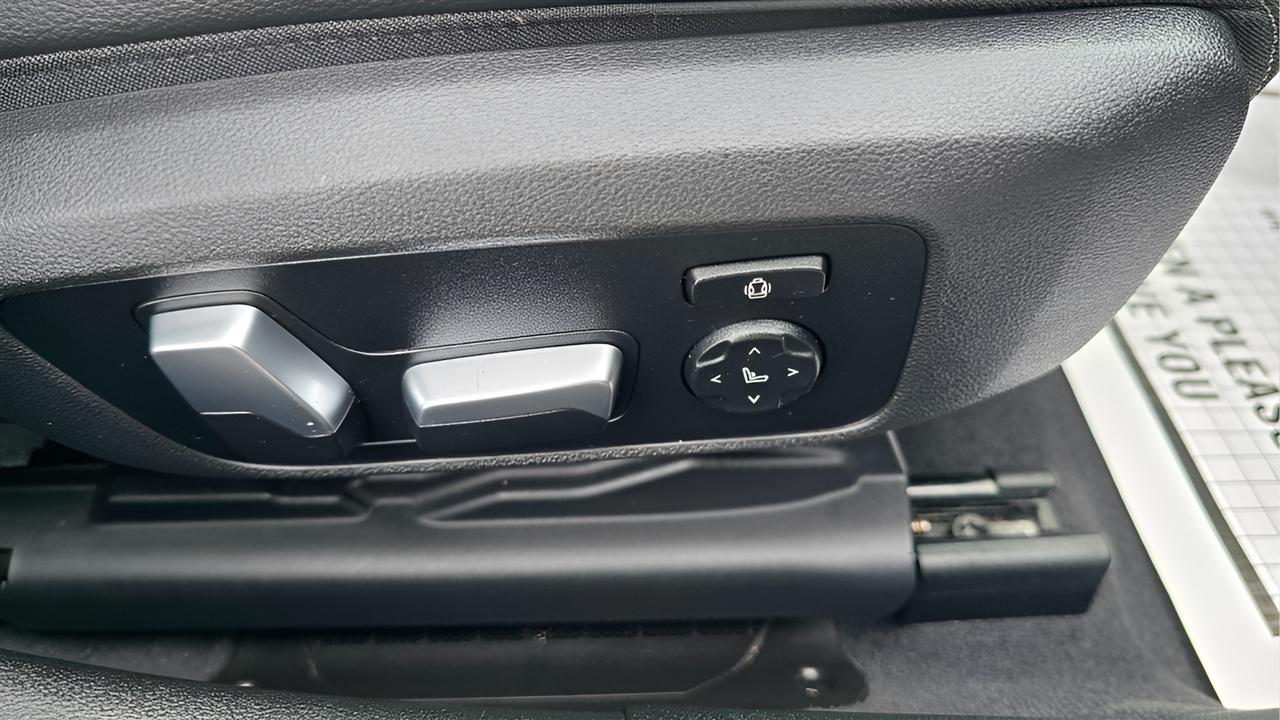 BMW 3-Series 330i xDrive 2019