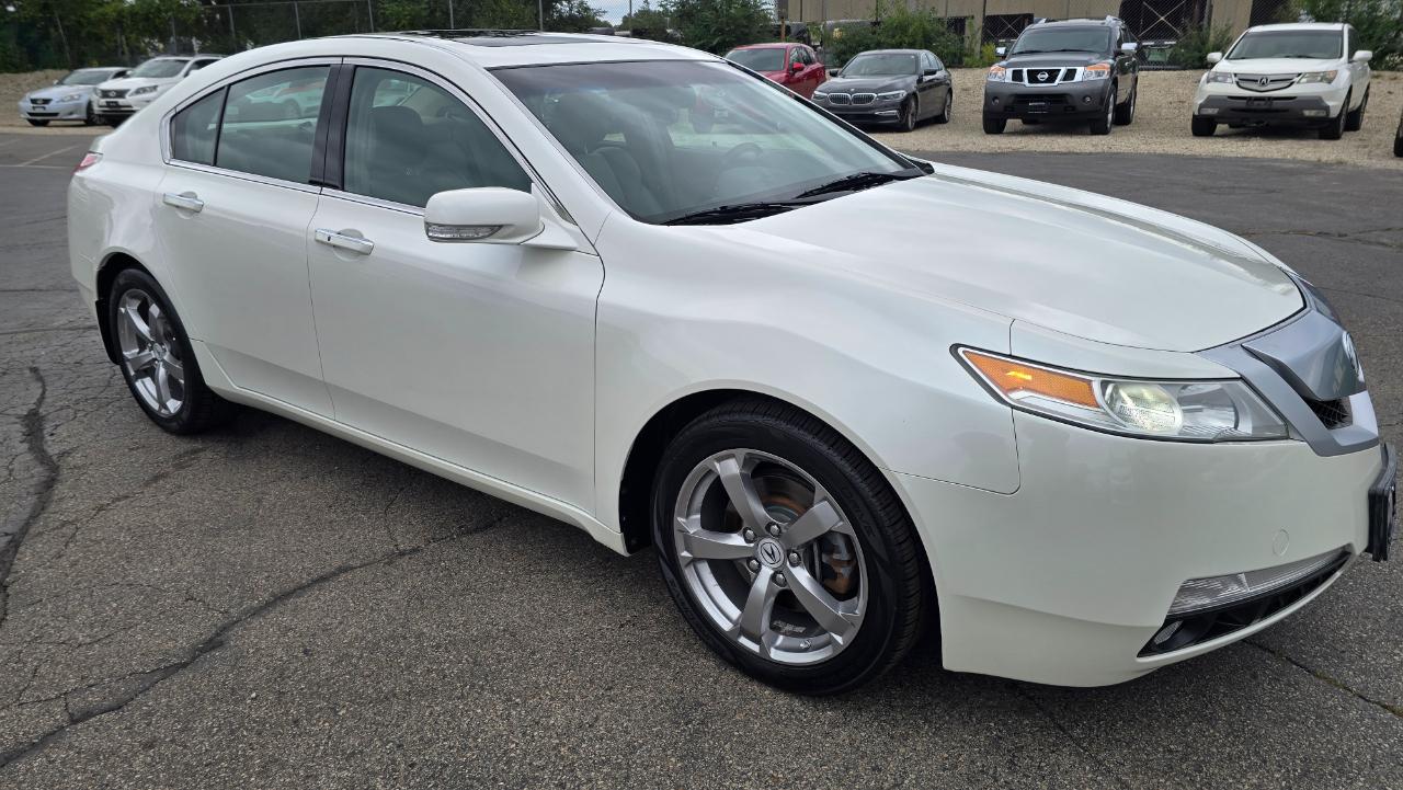 Acura TL 5-Speed AT with Tech Package 2010