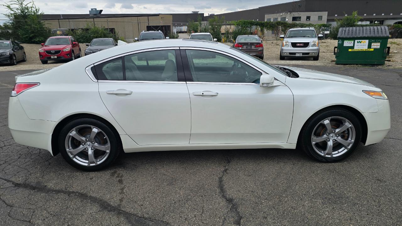 Acura TL 5-Speed AT with Tech Package 2010