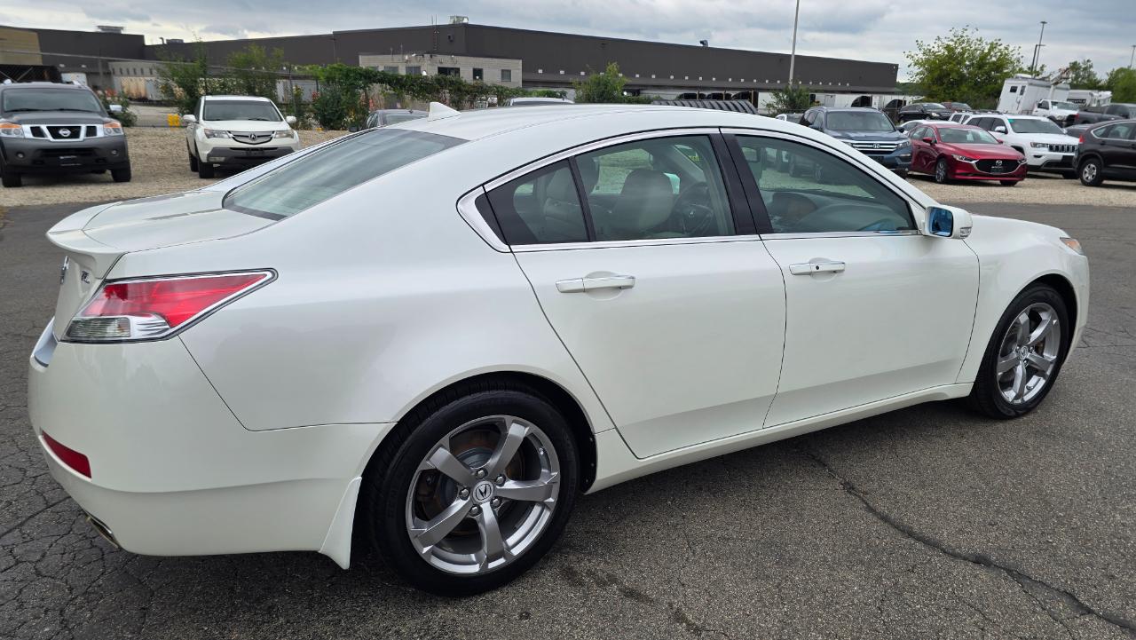 Acura TL 5-Speed AT with Tech Package 2010