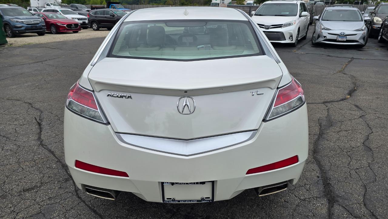 Acura TL 5-Speed AT with Tech Package 2010