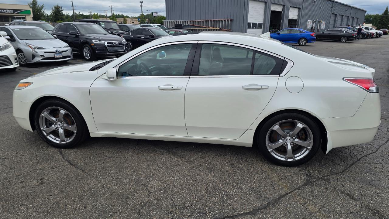 Acura TL 5-Speed AT with Tech Package 2010