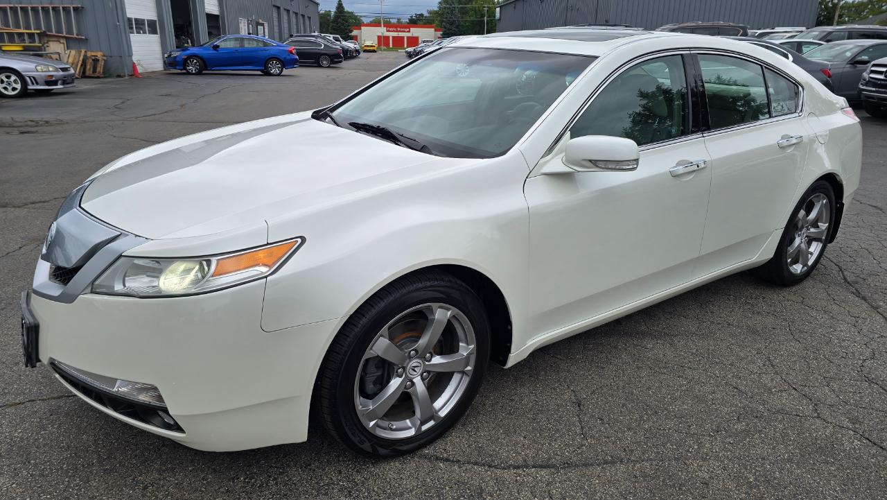 Acura TL 5-Speed AT with Tech Package 2010