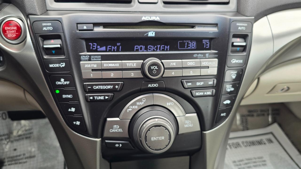 Acura TL 5-Speed AT with Tech Package 2010