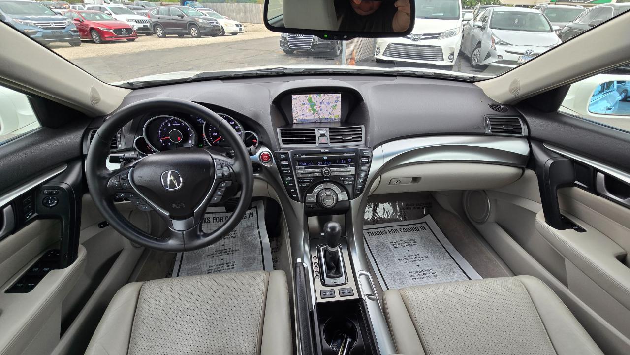 Acura TL 5-Speed AT with Tech Package 2010