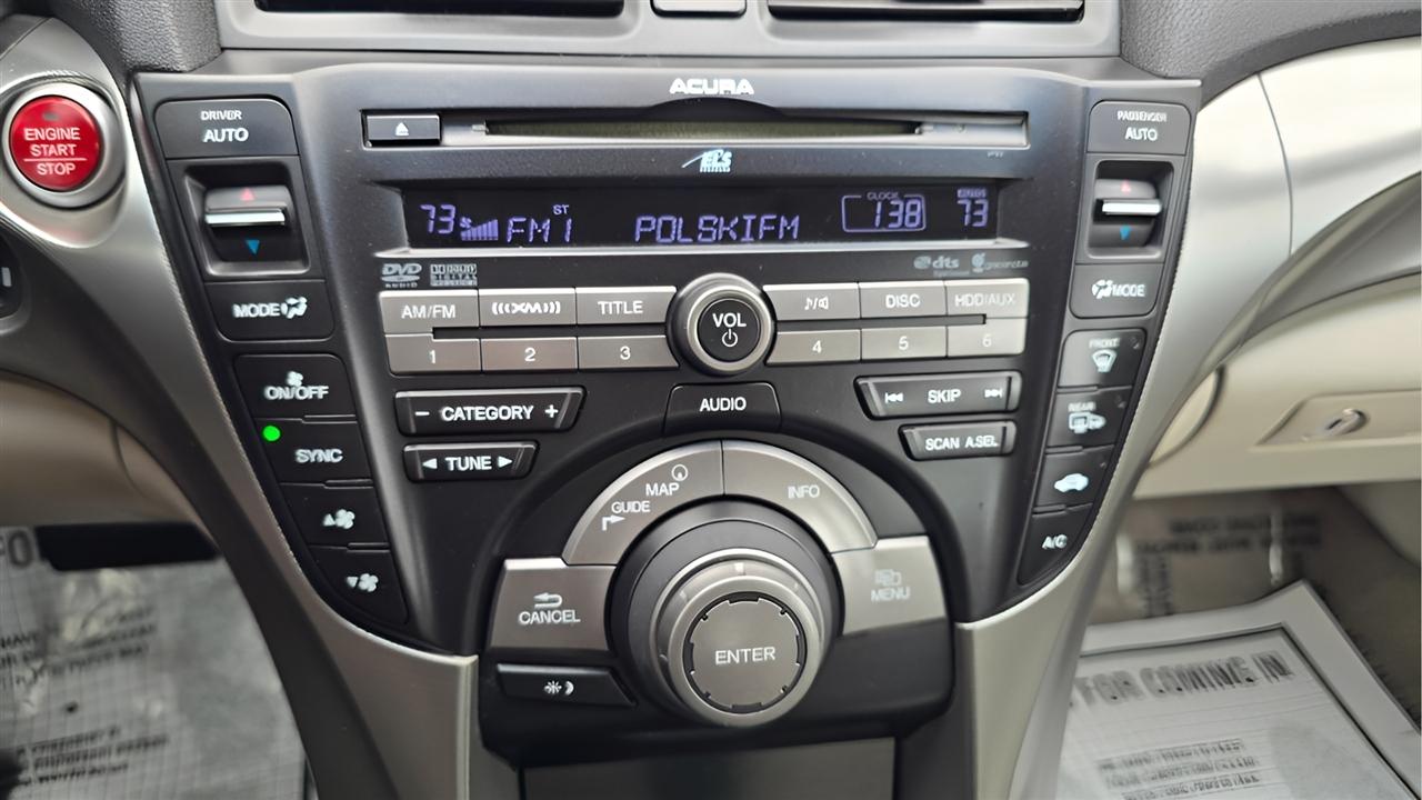 Acura TL 5-Speed AT with Tech Package 2010