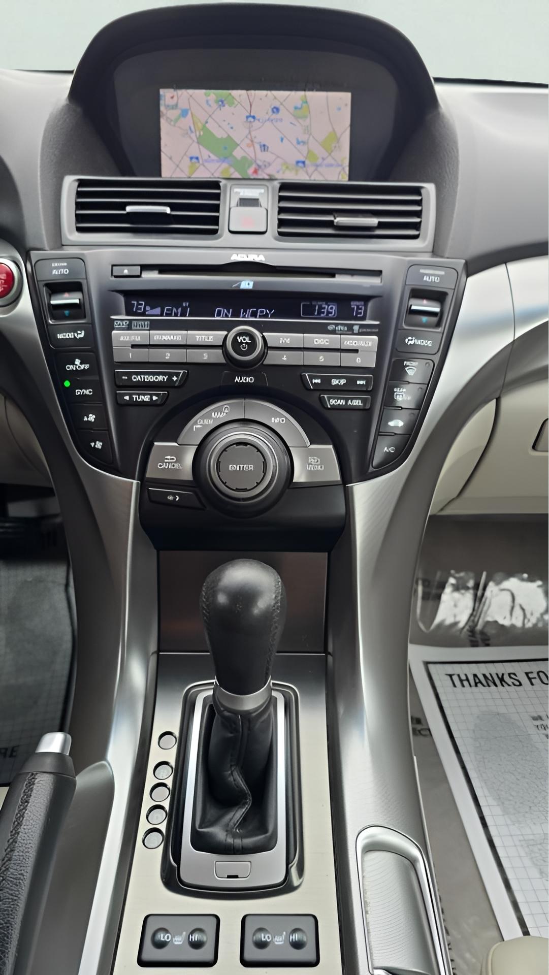 Acura TL 5-Speed AT with Tech Package 2010