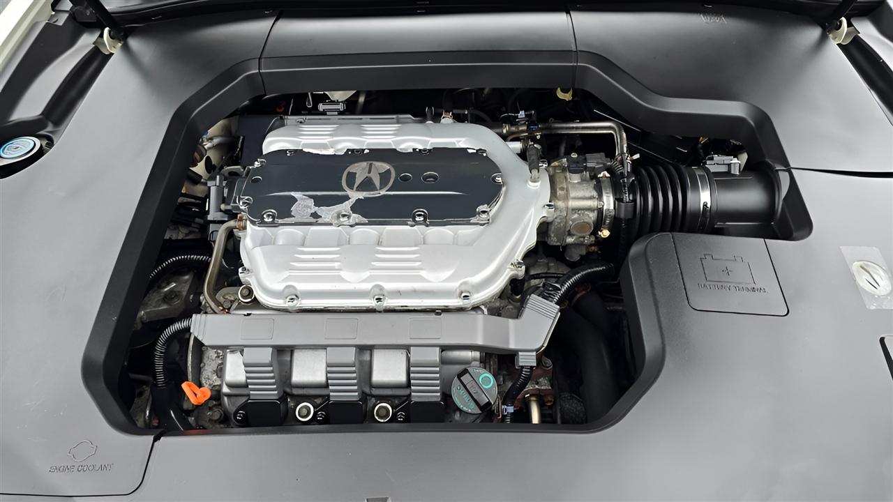 Acura TL 5-Speed AT with Tech Package 2010