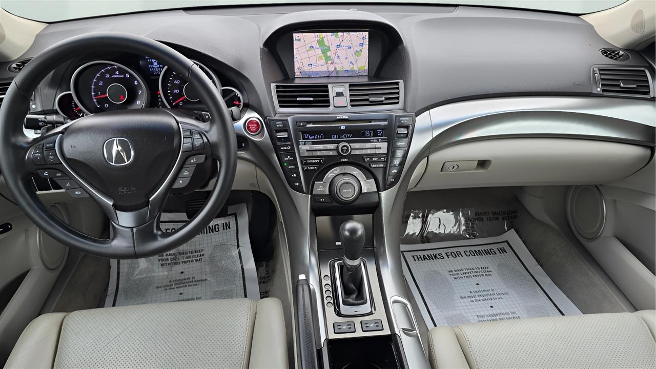 Acura TL 5-Speed AT with Tech Package 2010