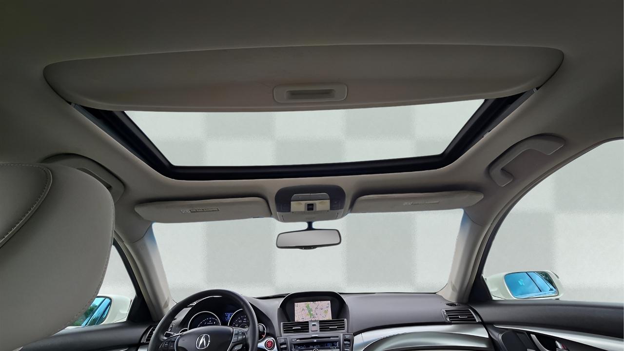 Acura TL 5-Speed AT with Tech Package 2010