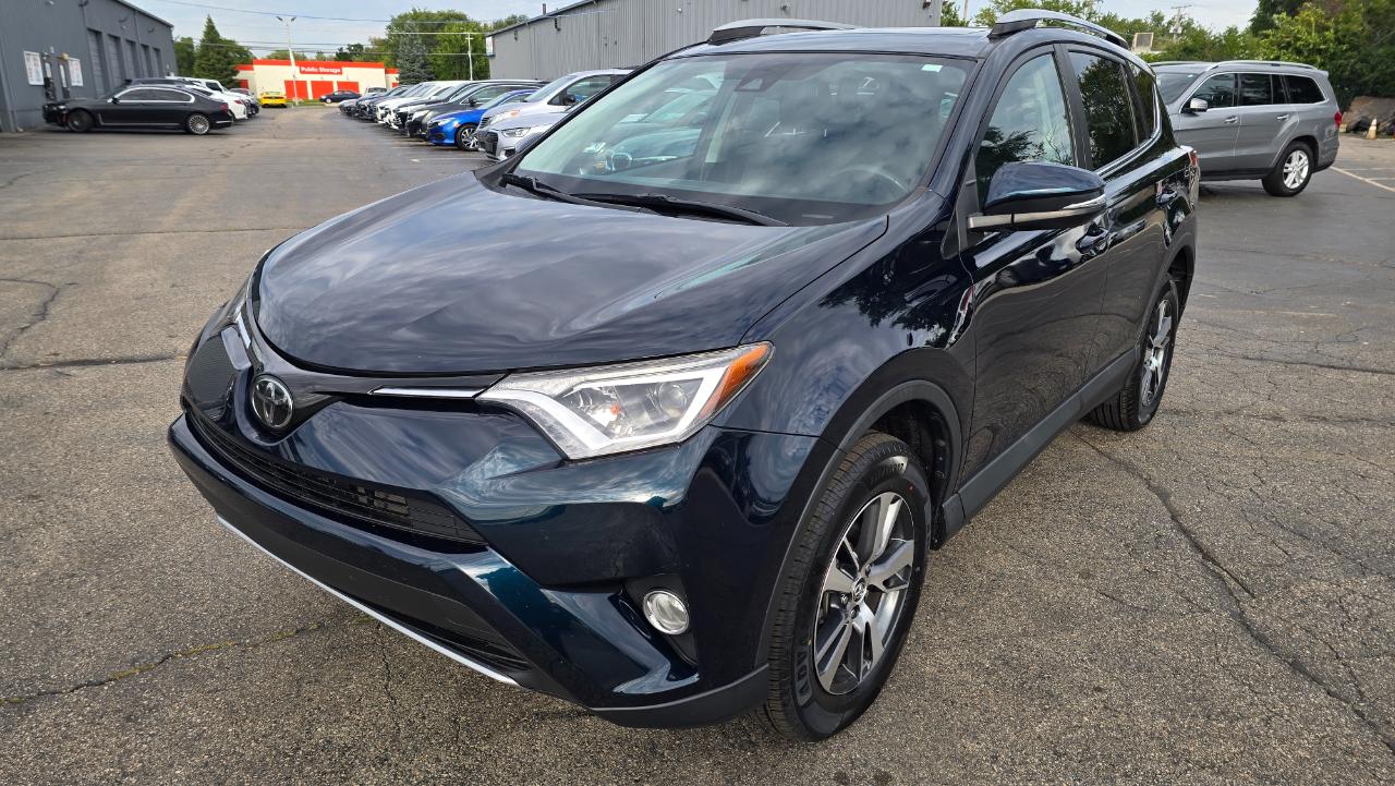Toyota RAV4 XLE AWD 2018