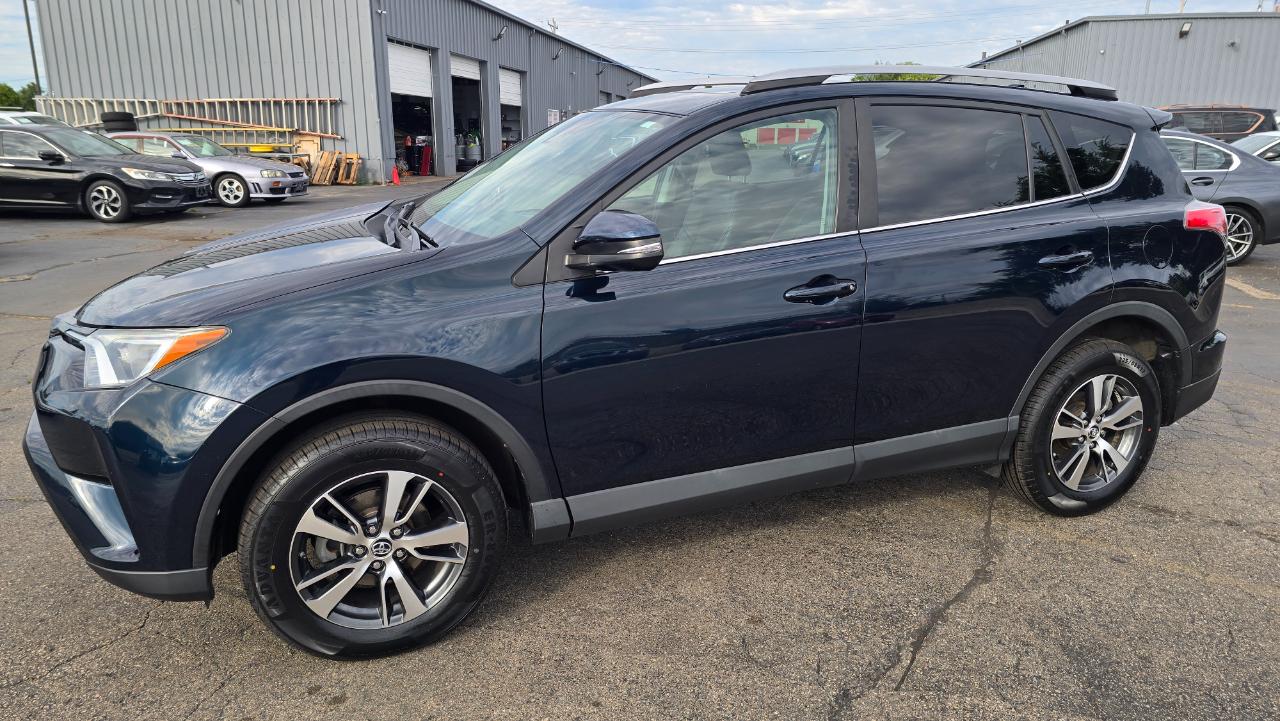 Toyota RAV4 XLE AWD 2018