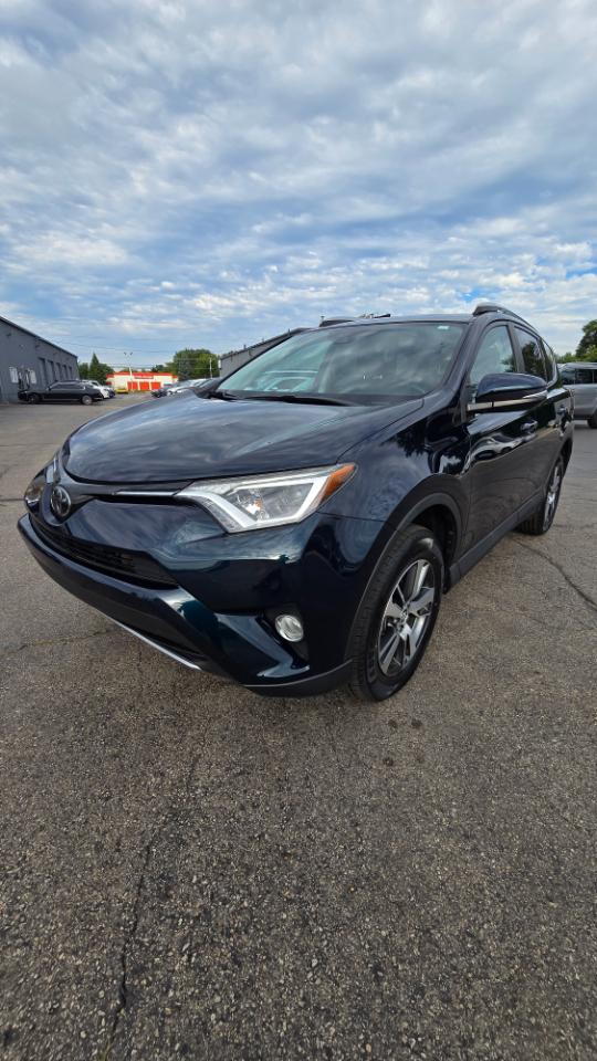 Toyota RAV4 XLE AWD 2018
