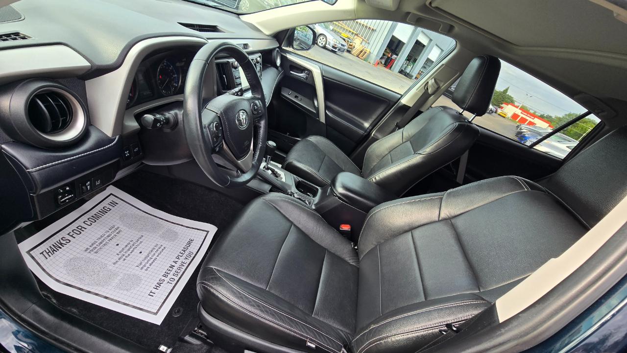 Toyota RAV4 XLE AWD 2018