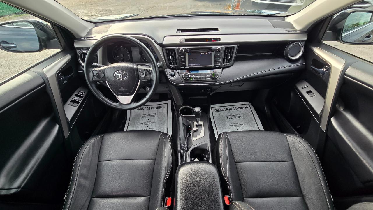 Toyota RAV4 XLE AWD 2018