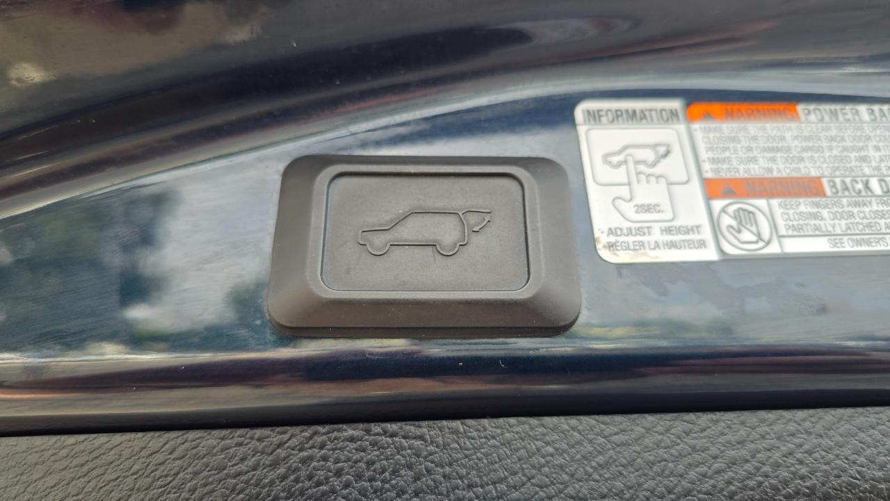 Toyota RAV4 XLE AWD 2018