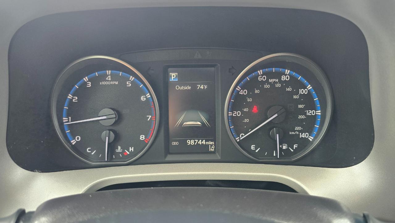 Toyota RAV4 XLE AWD 2018