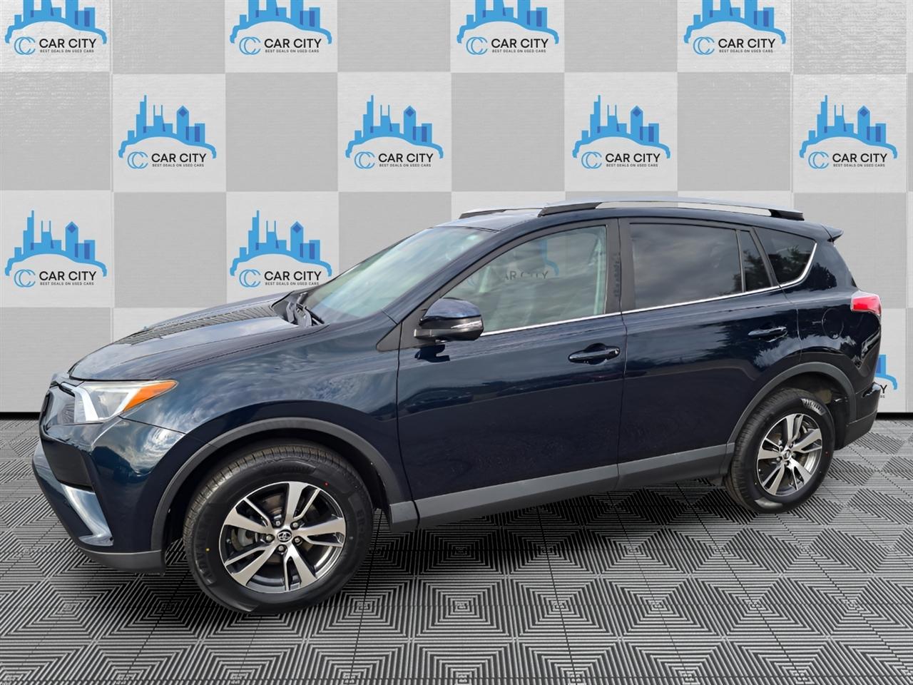 Toyota RAV4 XLE AWD 2018
