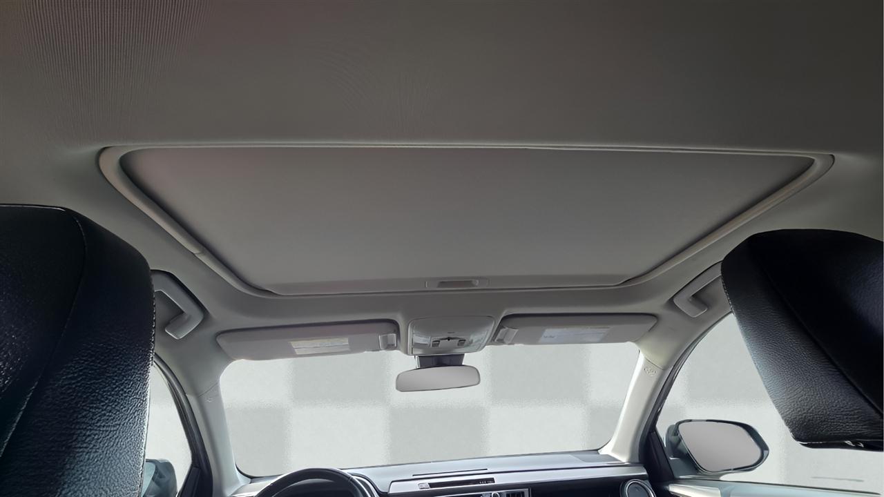 Toyota RAV4 XLE AWD 2018